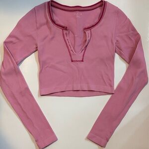 Women's Urban Outfitters Pink Long Sleeve Ribbed Top